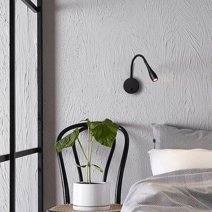 Neck-wlb-led-reading-light-scene